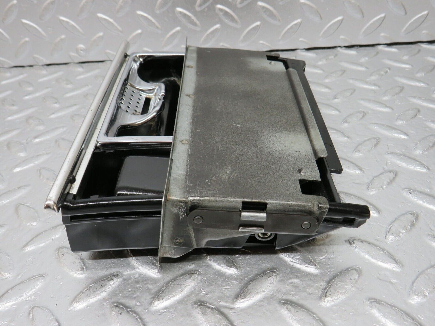 34359 Mercedes-Benz C126 380SEC Coupe Centre Console Ashtray Wood Finish
