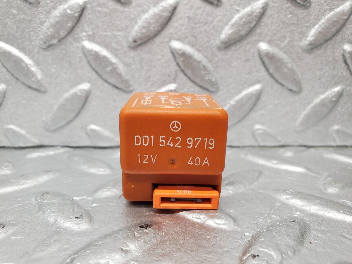 47003 Mercedes-Benz R129 320SL Coupe Overload Relay 0015429719