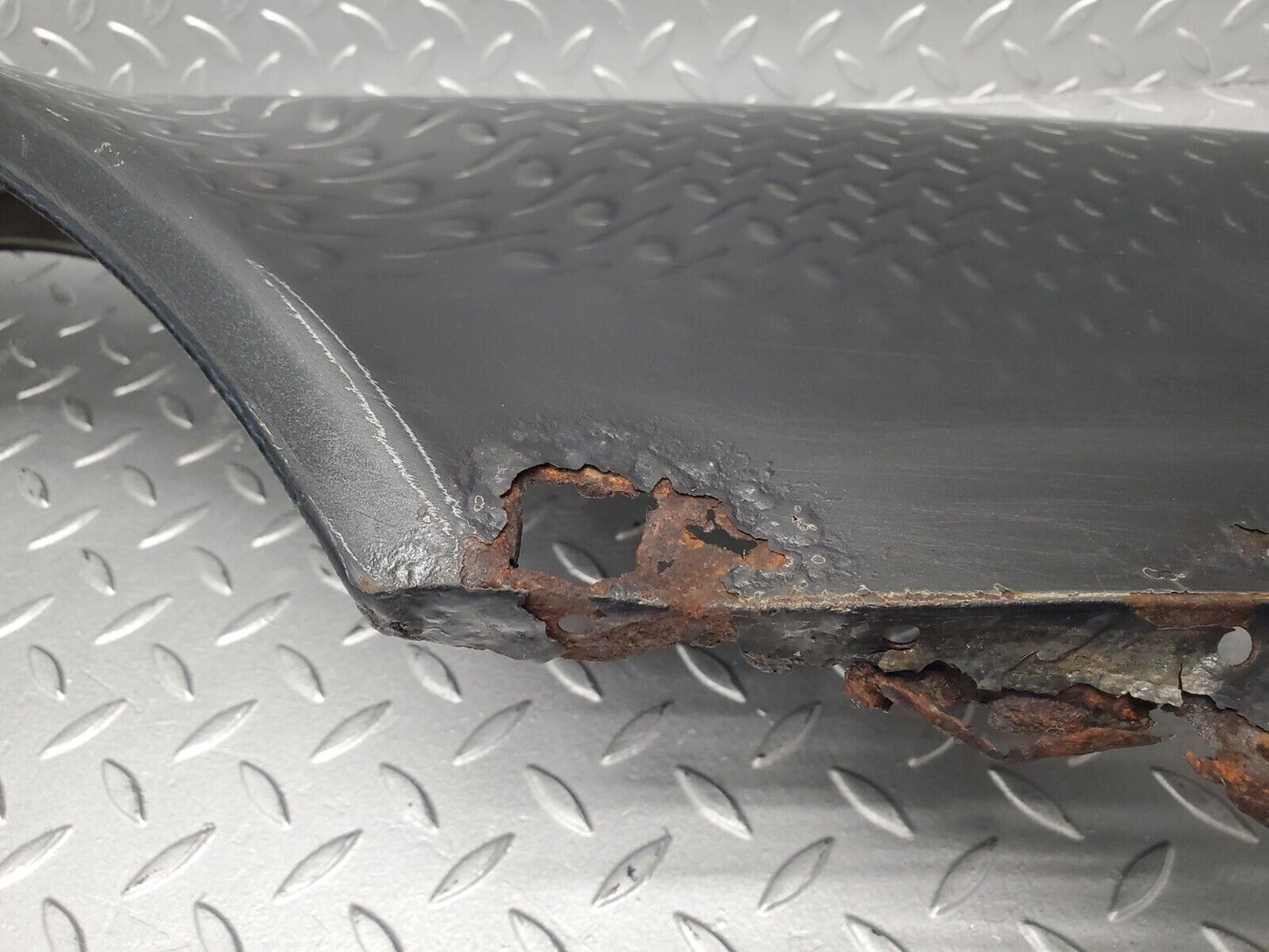 46126 Mercedes-Benz R129 Front Right Wing Fender