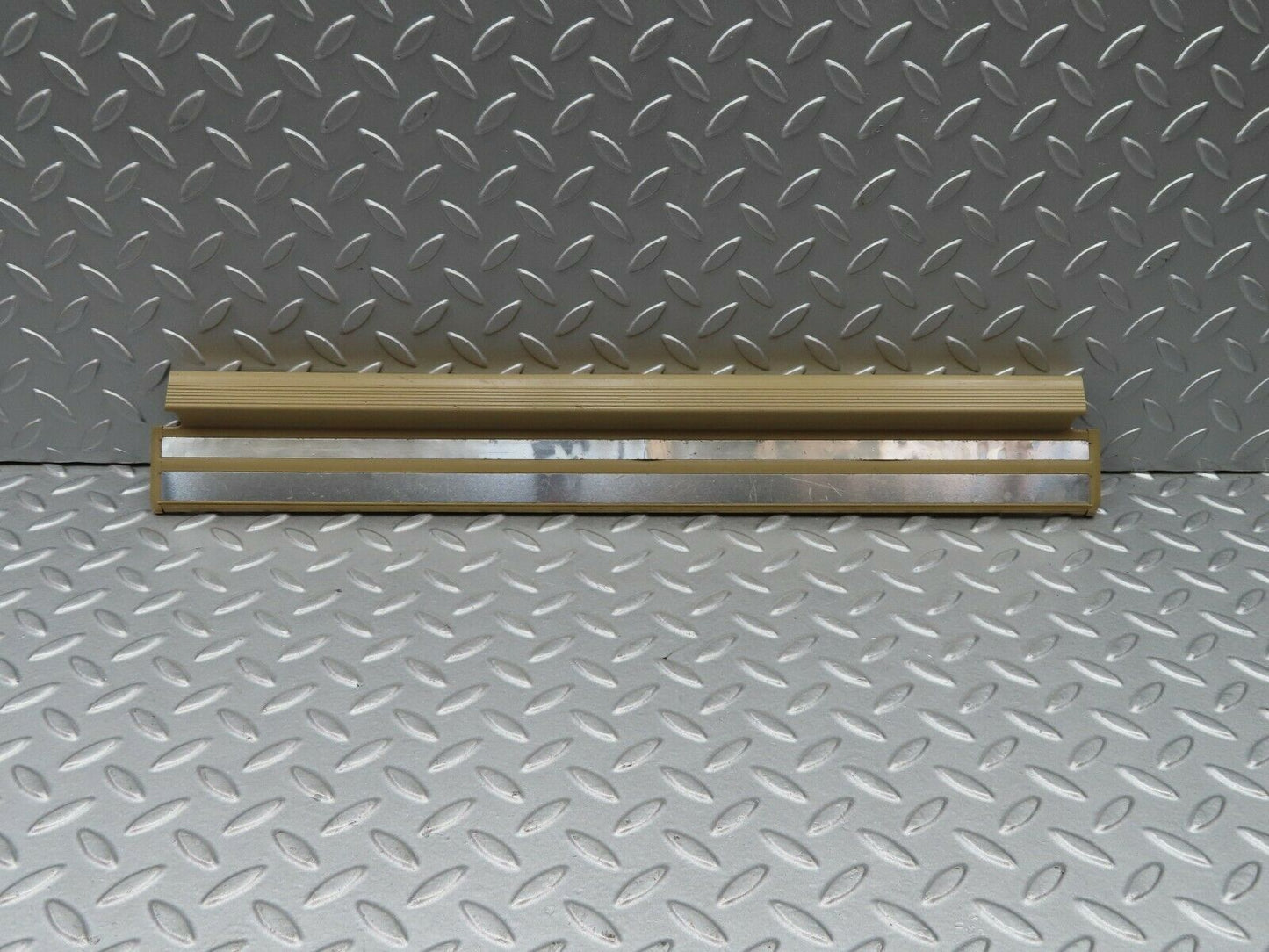 5239 Mercedes-Benz W124 230E Rear Door Sill Left