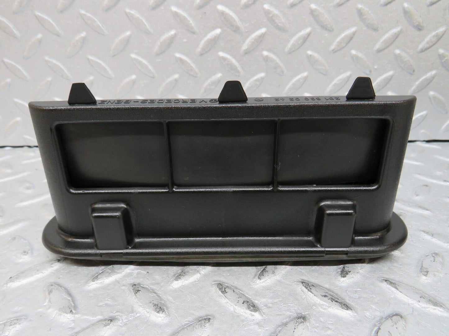 36465 Mercedes-Benz W201 190E 2.0L Trunk Breather Ventilation Valve 2x 2018300242