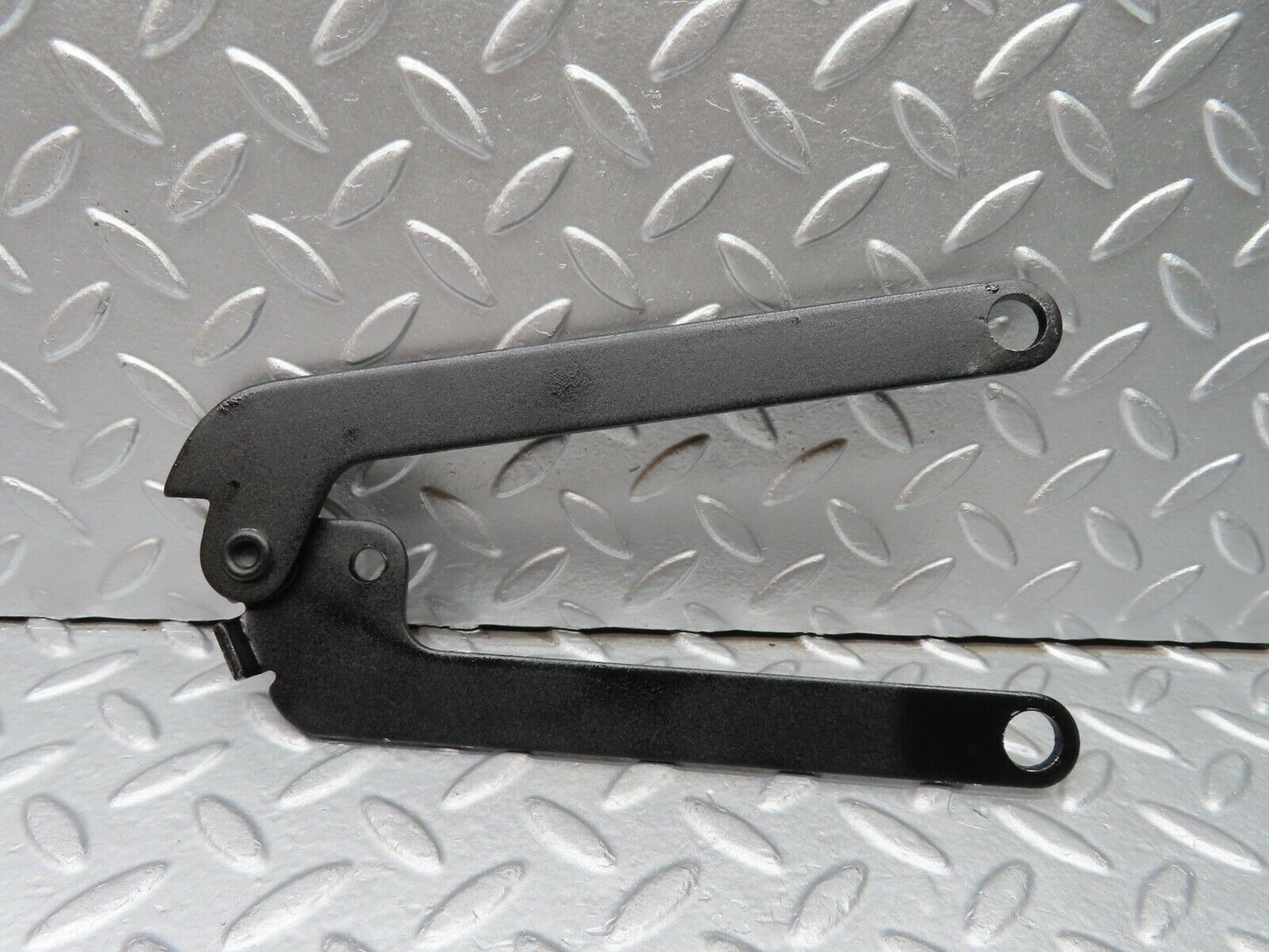 20617 Mercedes-Benz R107 450SL Bonnet Hinge Right Side