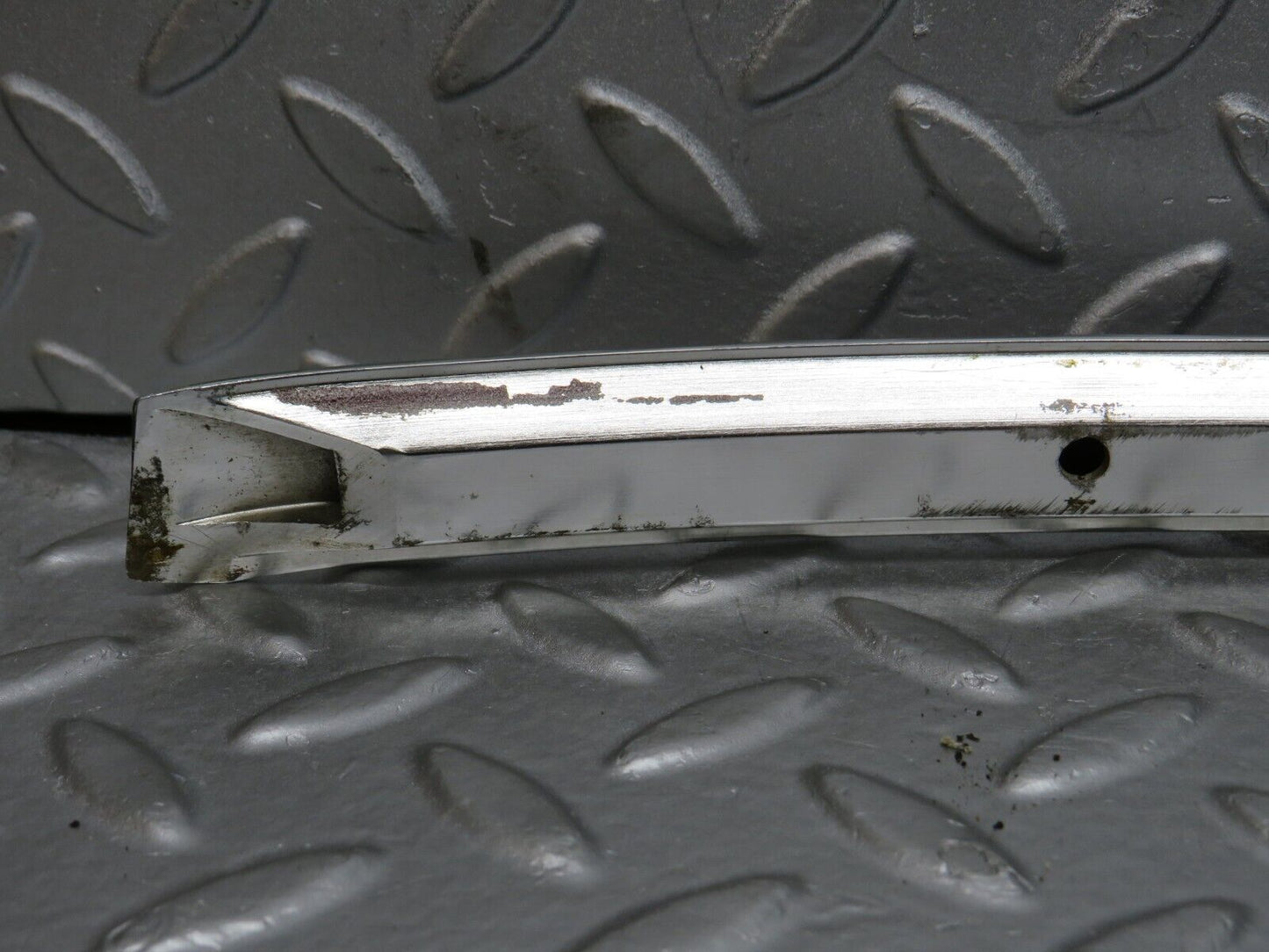 39853 Mercedes-Benz R107 350SL Hardtop Roof Chrome Right Side