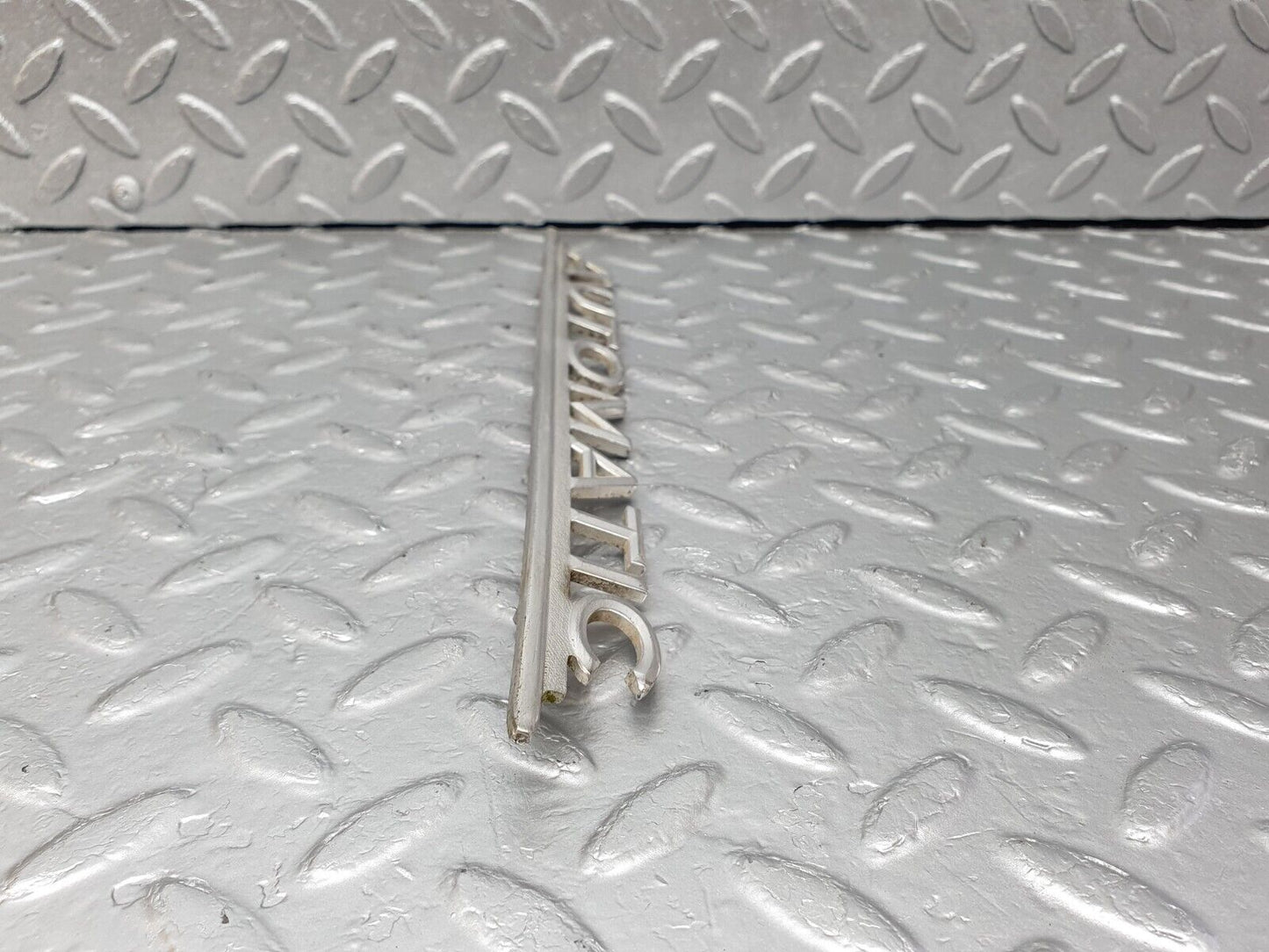 43183 Mercedes-Benz W108 280SE Trunk Badge Emblem Automatic