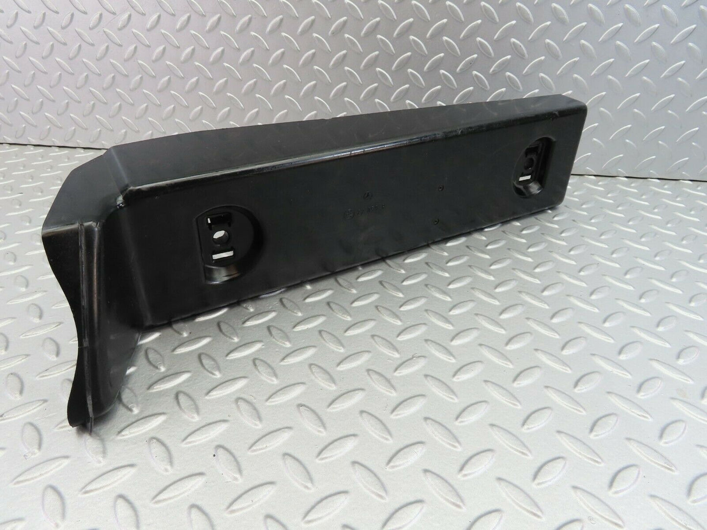 7338 Mercedes-Benz W116 450SE Right Tail Light Cover Bulb Holder