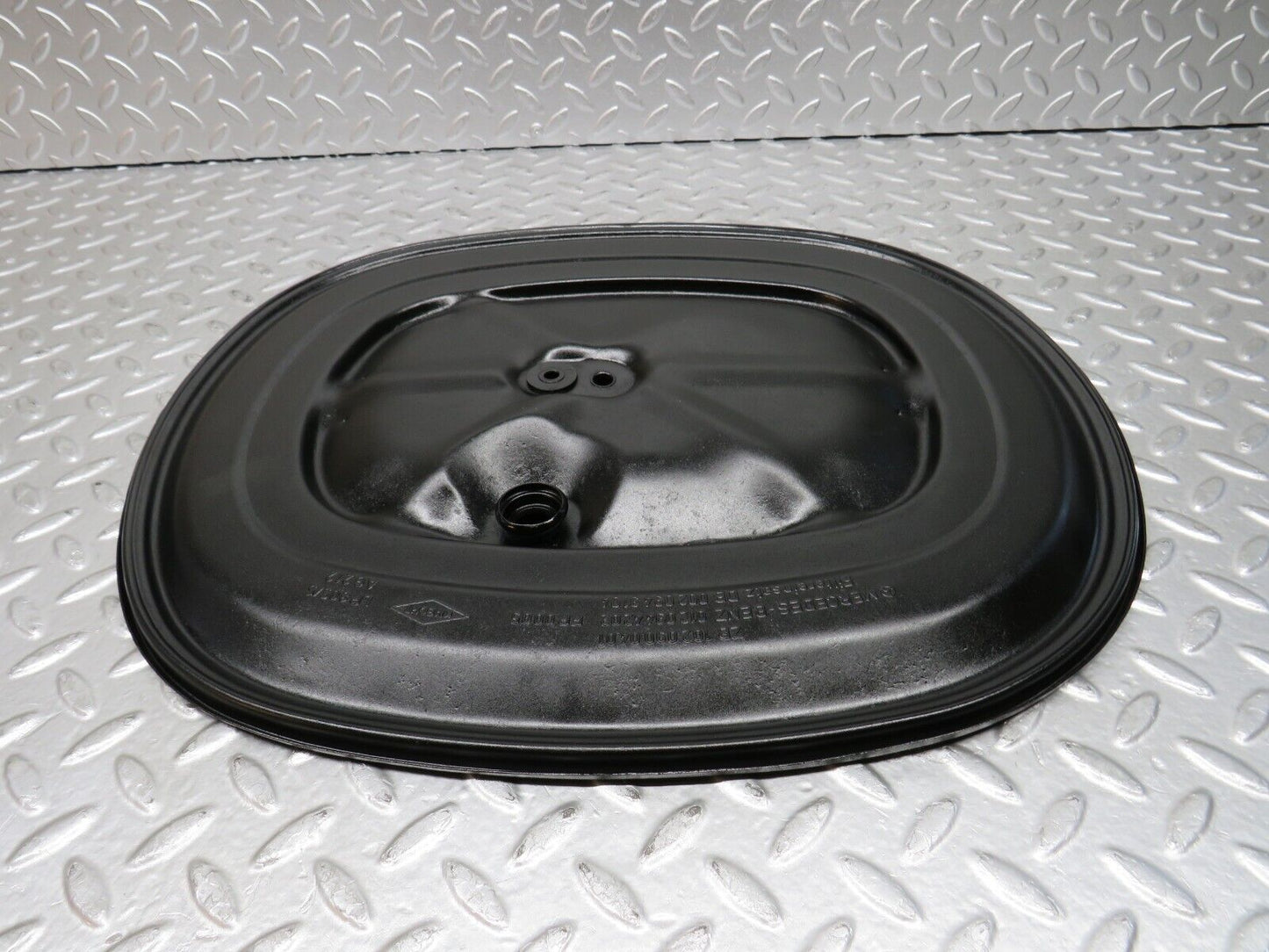 29624 Mercedes-Benz W123 230E Air Filter Box Housing Lid 0120944202