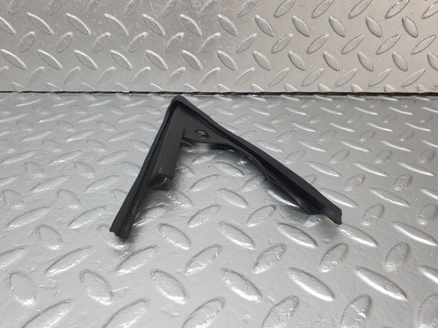 42543 Mercedes-Benz R129 320SL Coupe Left Wing Mirror Inner Rubber Seal