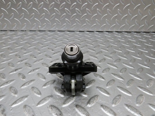 25317 Mercedes-Benz W201 190D Trunk Lock No Key