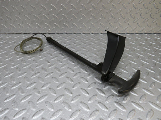 37542 Mercedes-Benz W109 300SEL Handbrake Handle Lever