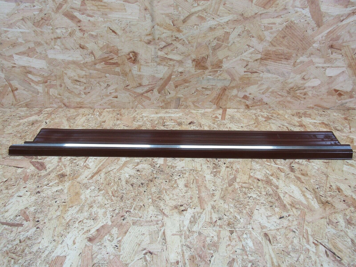 2150 Mercedes-Benz W116 350SE Front Right Door Sill