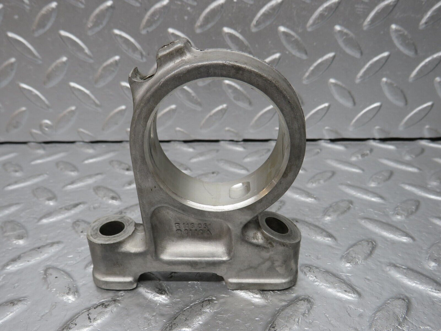 32797 Mercedes-Benz C107 R107 350 V8 Camshaft Tower Bearing 1160512112