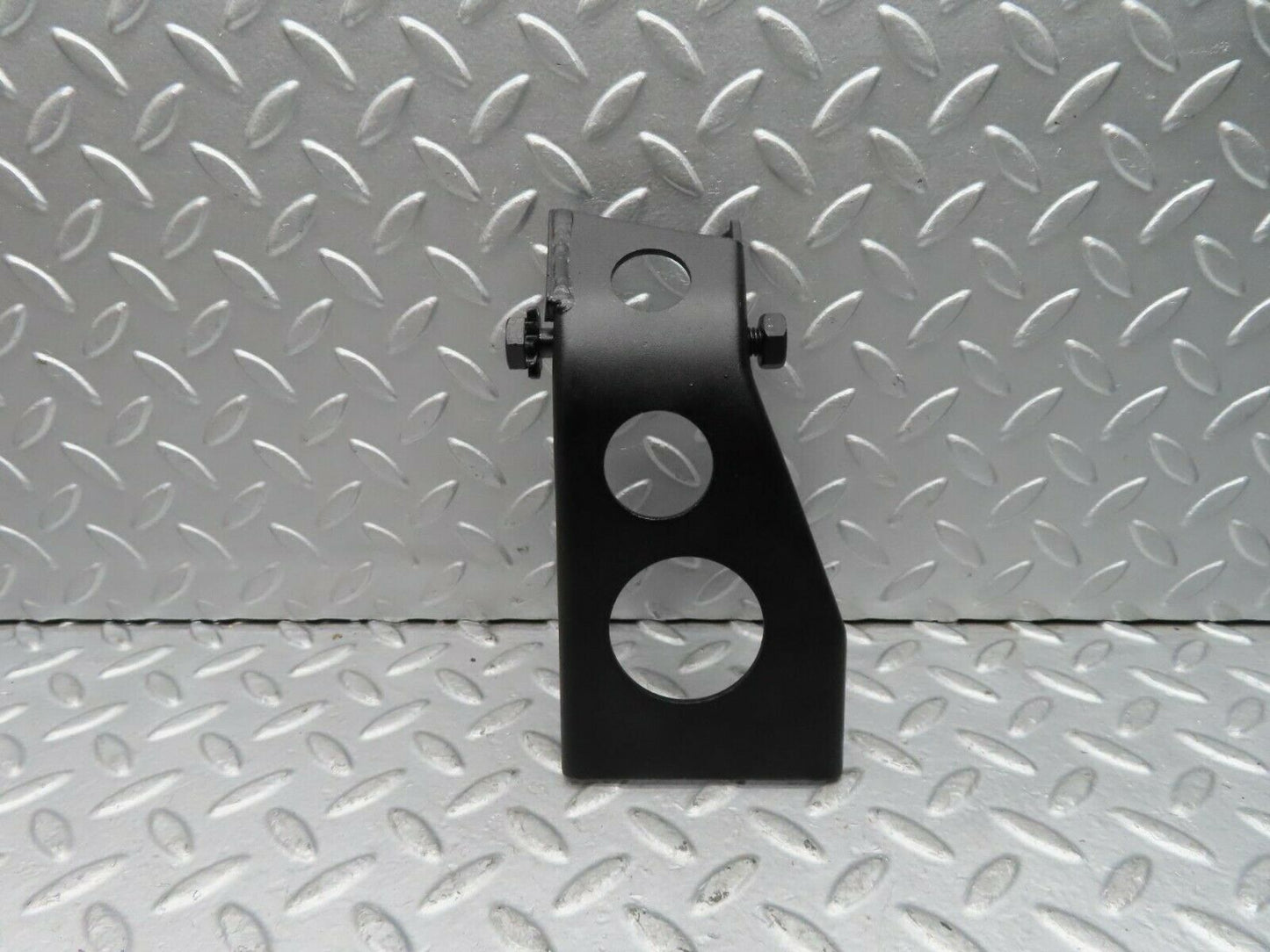 16618 Mercedes-Benz C107 380SLC Alternator Generator Bracket