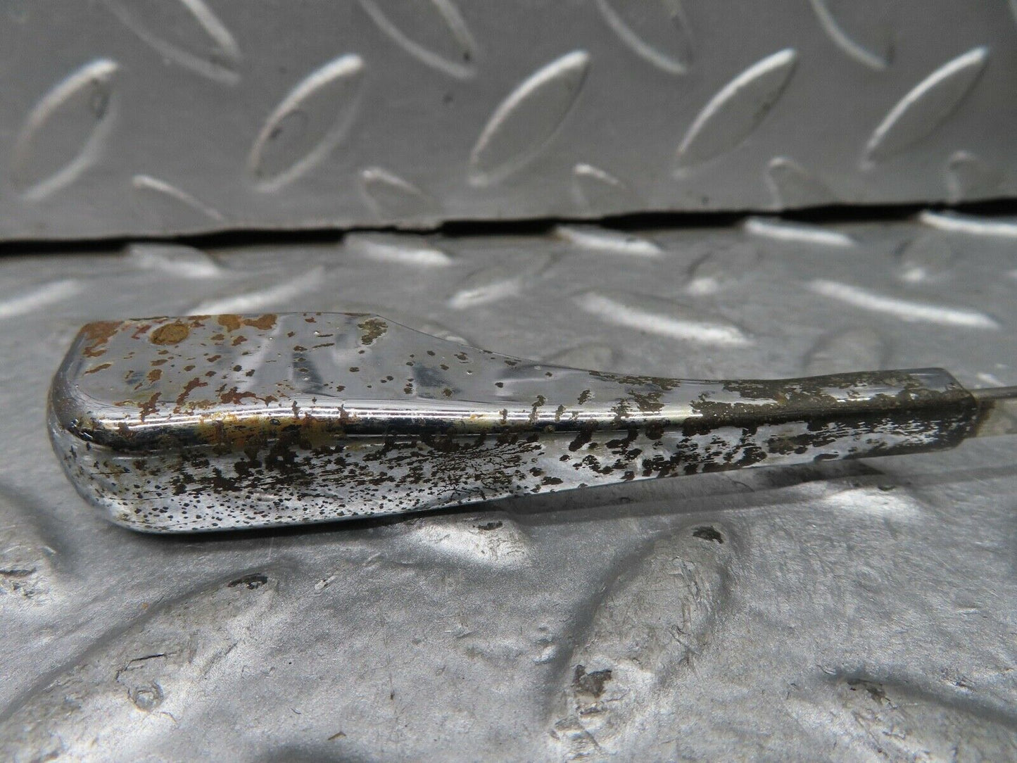 18683 Mercedes-Benz W120 W121 Ponton Wiper Arm