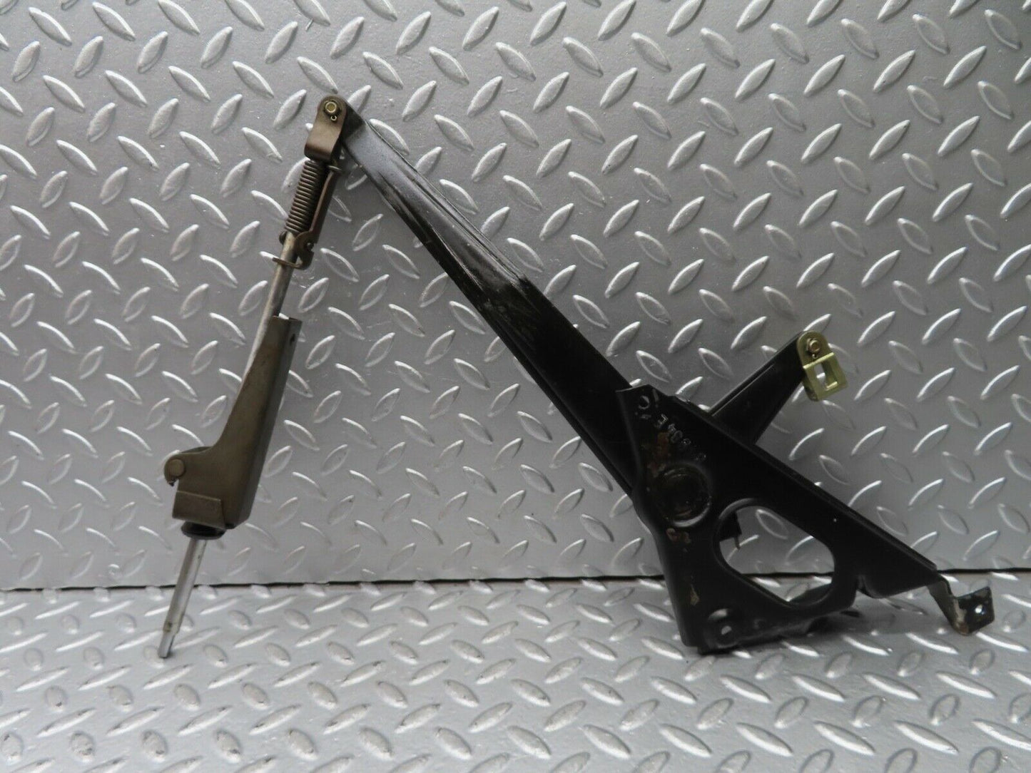 21293 Mercedes-Benz W123 230E Handbrake Regulator