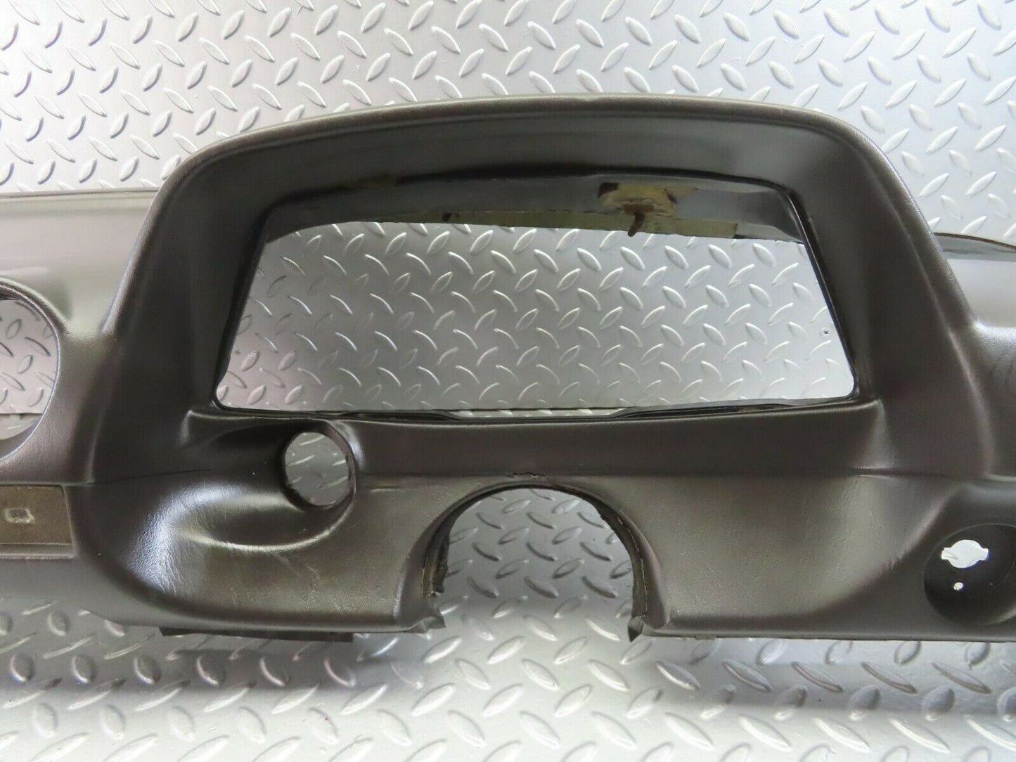 10002 Mercedes-Benz C123 230CE Coupe Dashboard Black / Brown