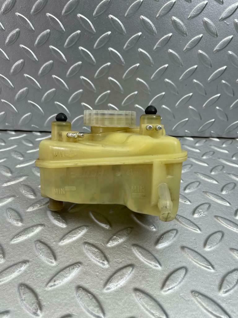 9378 Mercedes-Benz C123 230CE Coupe Brake Fluid Reservoir Tank