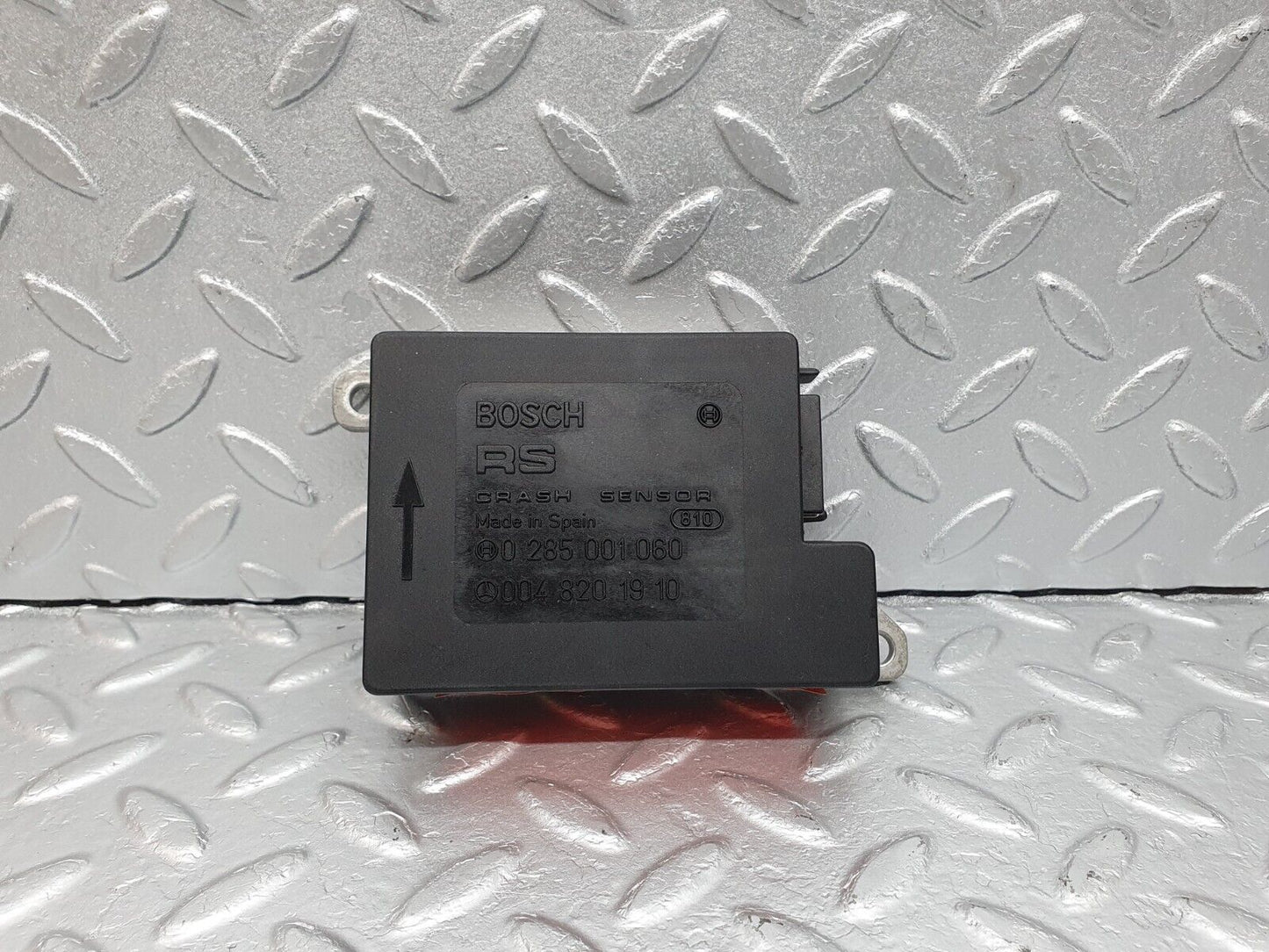 40880 Mercedes-Benz W126 300SE Crash Sensor 0048201910 0285001060