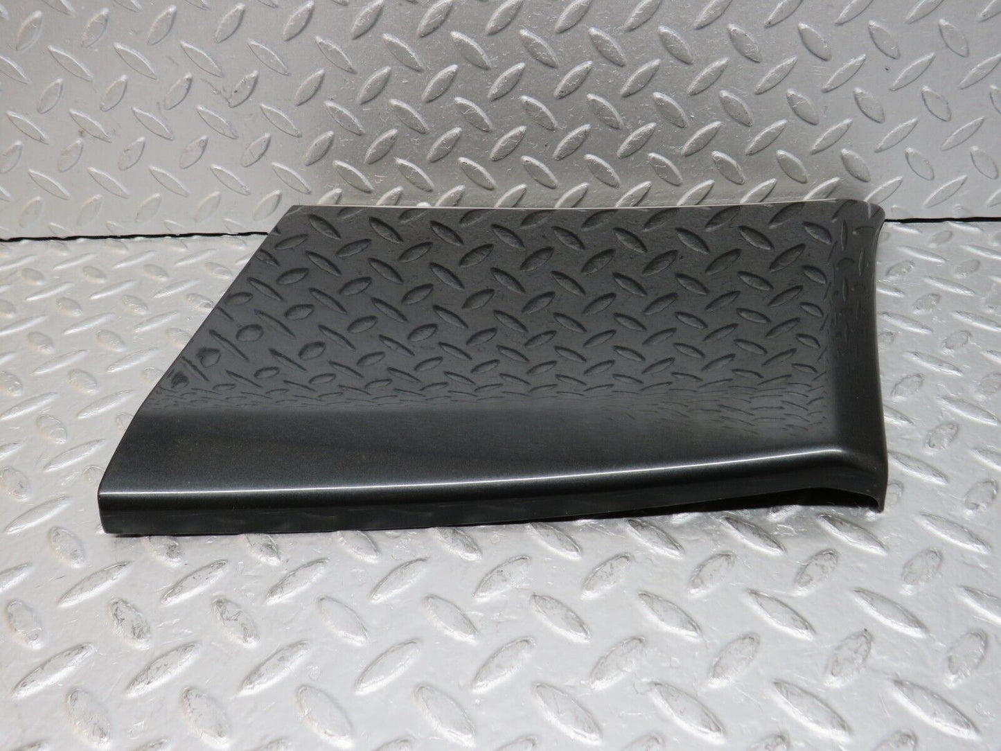 37831 Mercedes-Benz A124 320E Cabriolet Front Right Fender Wing Moulding Trim 1246903640
