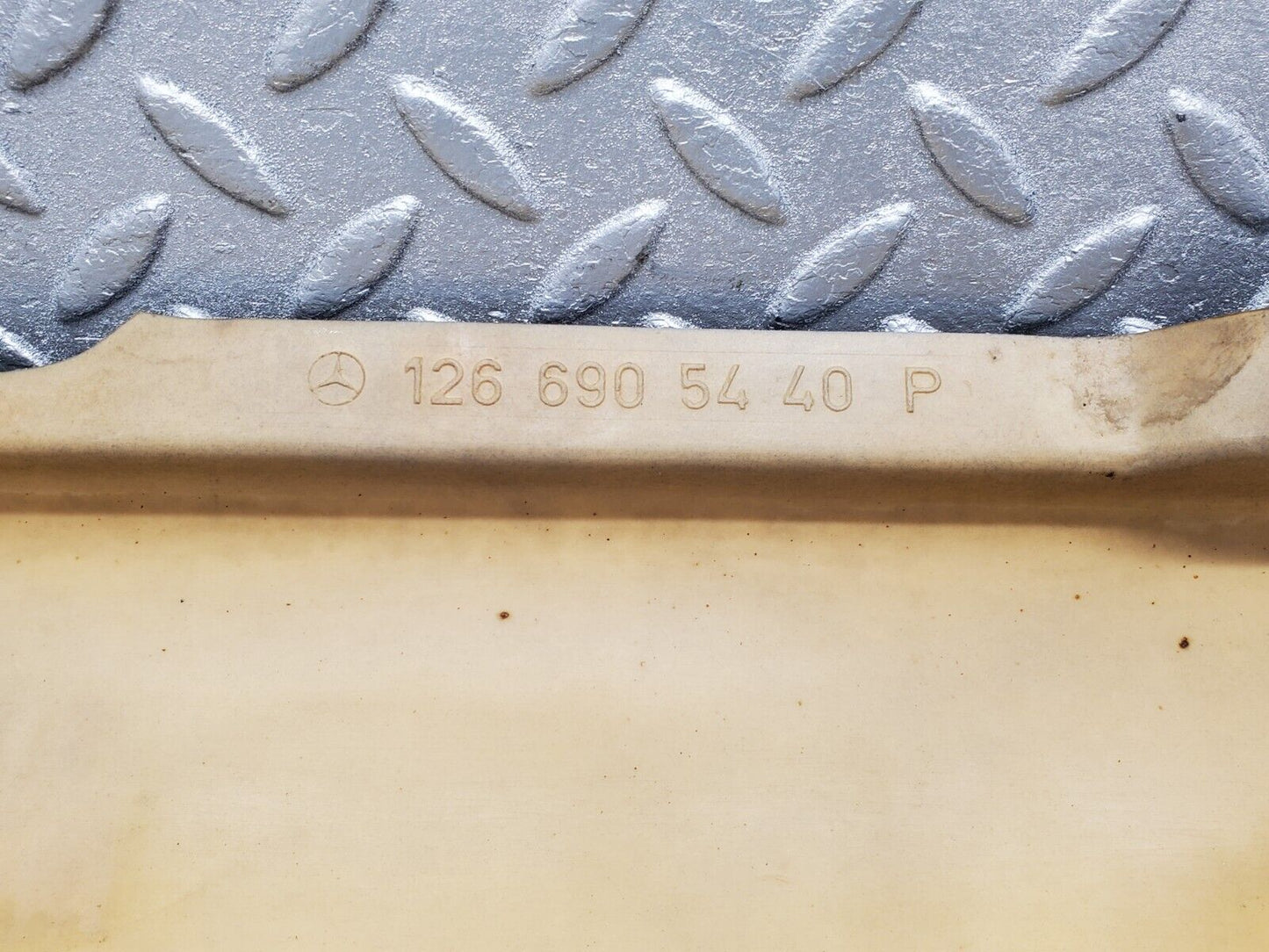 44185024