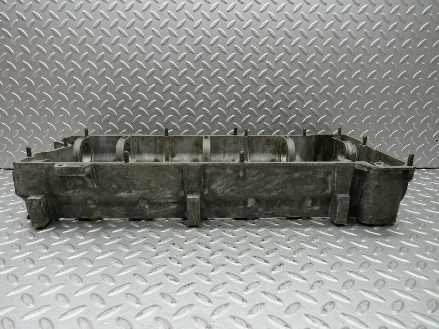 22229 Mercedes-Benz S123 280TE Wagon Camshaft Bearing Casing 1100163304