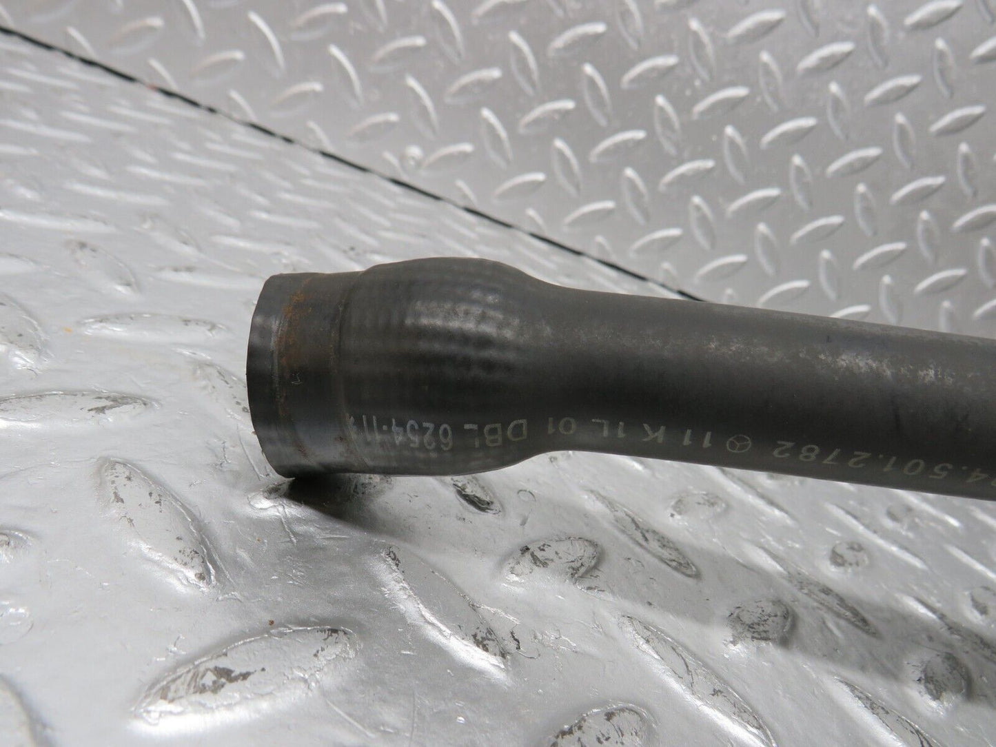 33935 Mercedes-Benz W124 260E Coolant Hose Pipe 1245012782