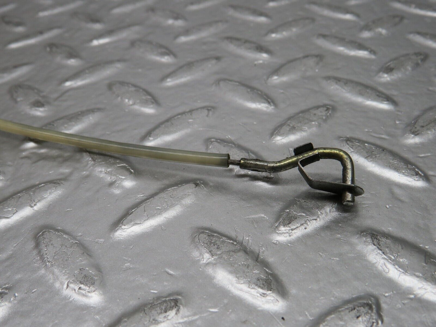30100 Porsche 924 Accelerator Cable