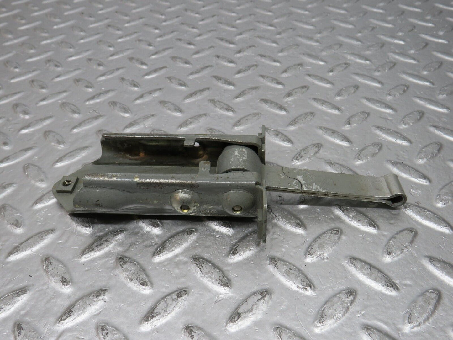 31801 Mercedes-Benz W201 190LE 1.8L Door Safety Check Strap