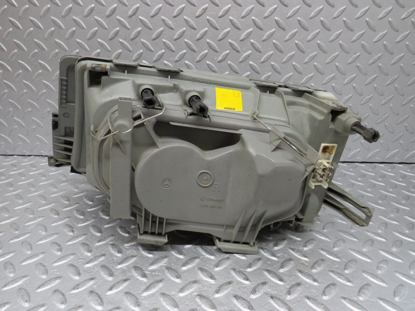 36754 Mercedes-Benz W201 190E Headlight Bosch Right Side 0301067722 1305620537 1305235076