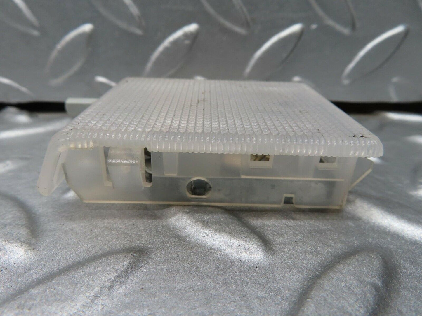 16470 Mercedes-Benz W124 260E Glove Box Light 1298200301