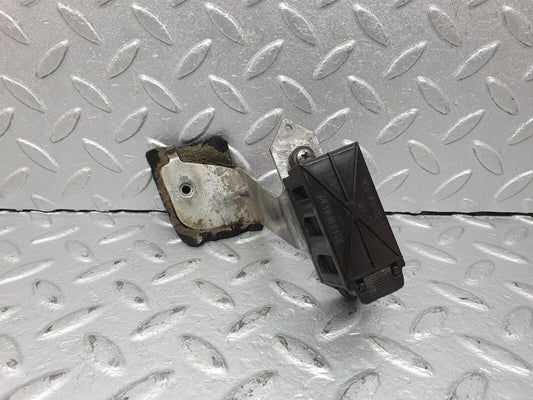 41108 Mercedes-Benz W126 300SE Cable Wire Connector 1235400369