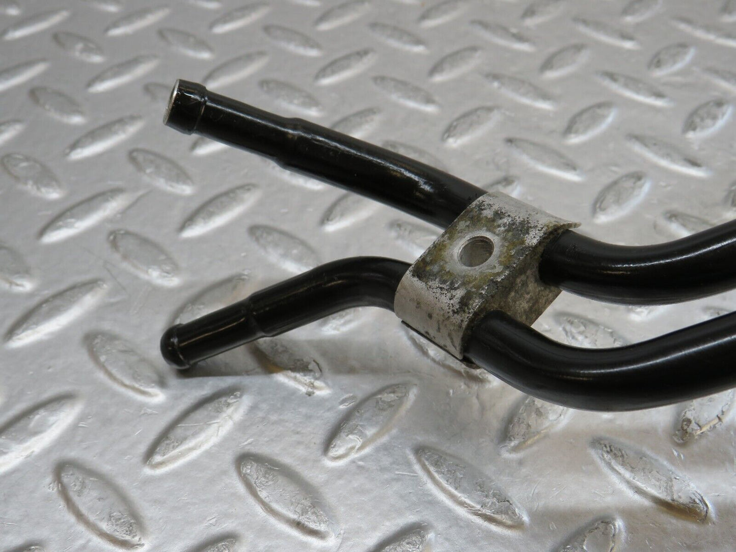 35051 Mercedes-Benz W210 320E Oil Cooling Pipe