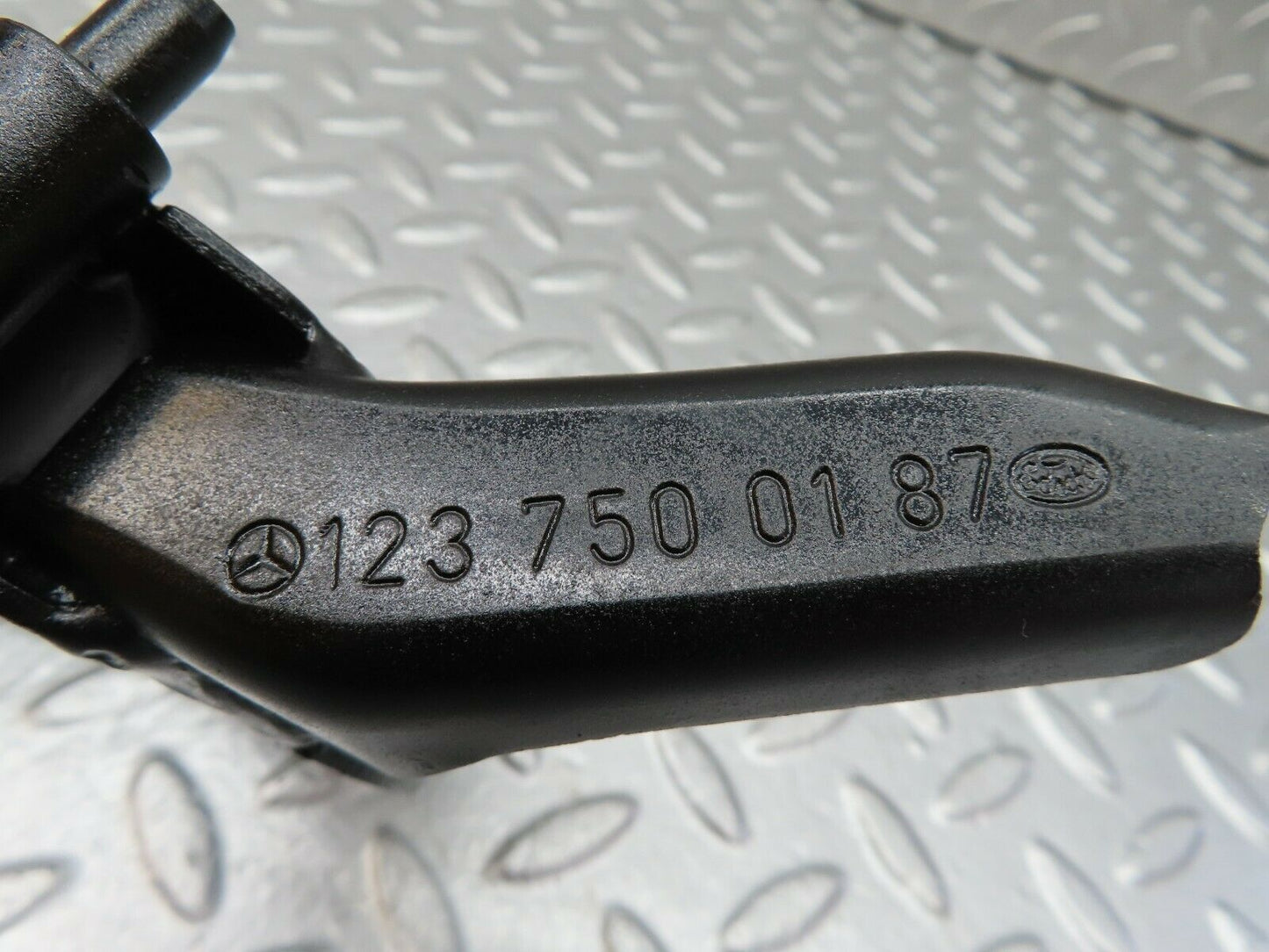 18055 Mercedes-Benz W123 200 Trunk Lid Hinge Left Side 1237500187