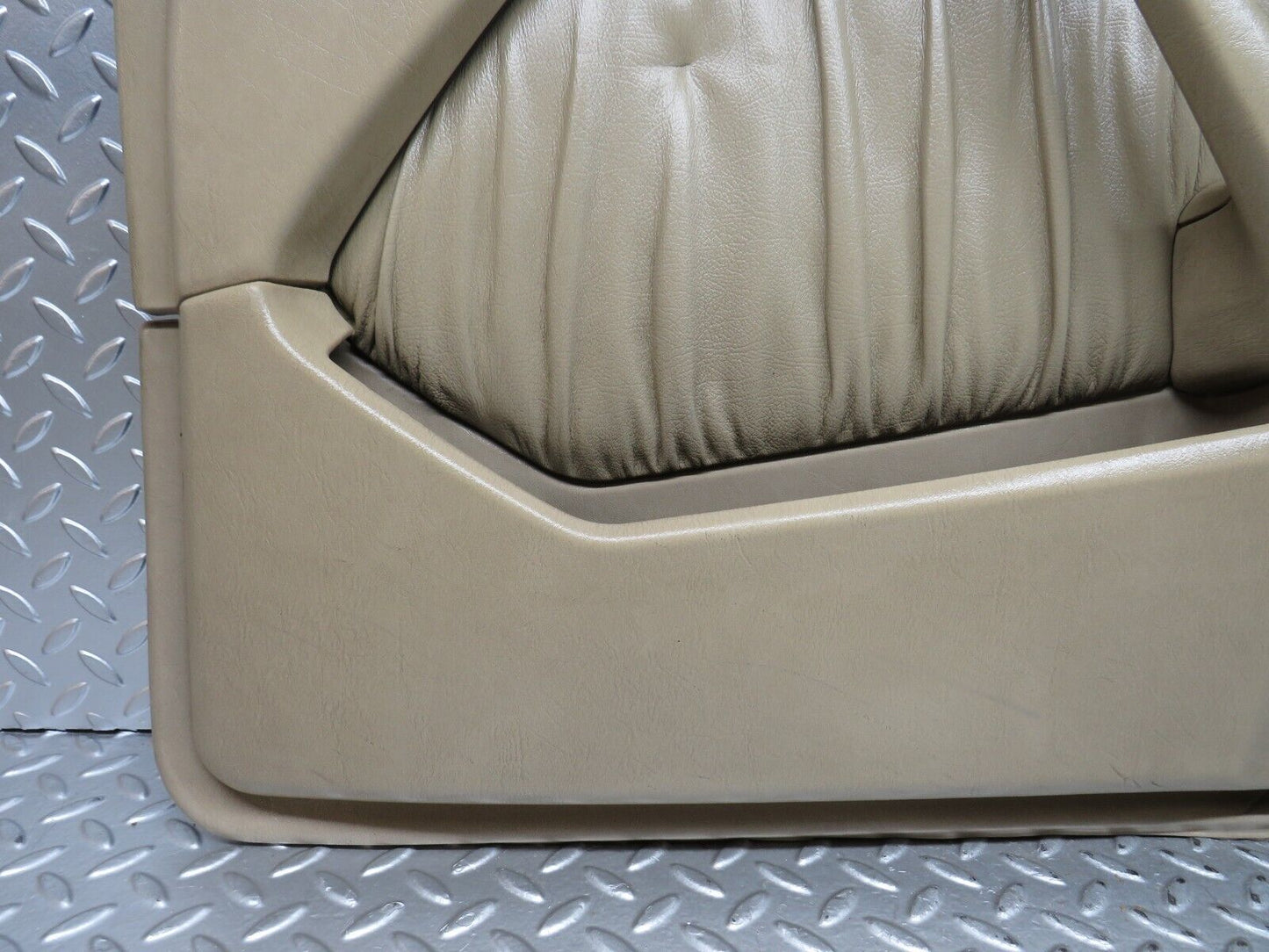 28944 Mercedes-Benz C124 320CE Front Right Door Card Beige 1247273270