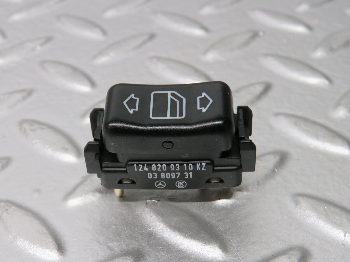 31229 Mercedes-Benz S124 220TE Electric Window Switch Left Side 1248209310
