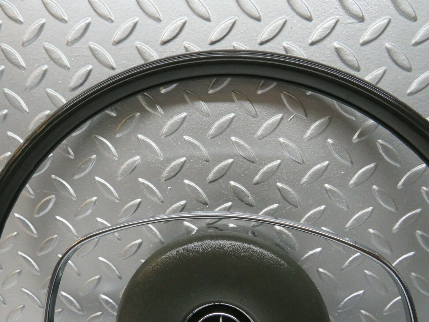 24529 Mercedes-Benz W108 Steering Wheel
