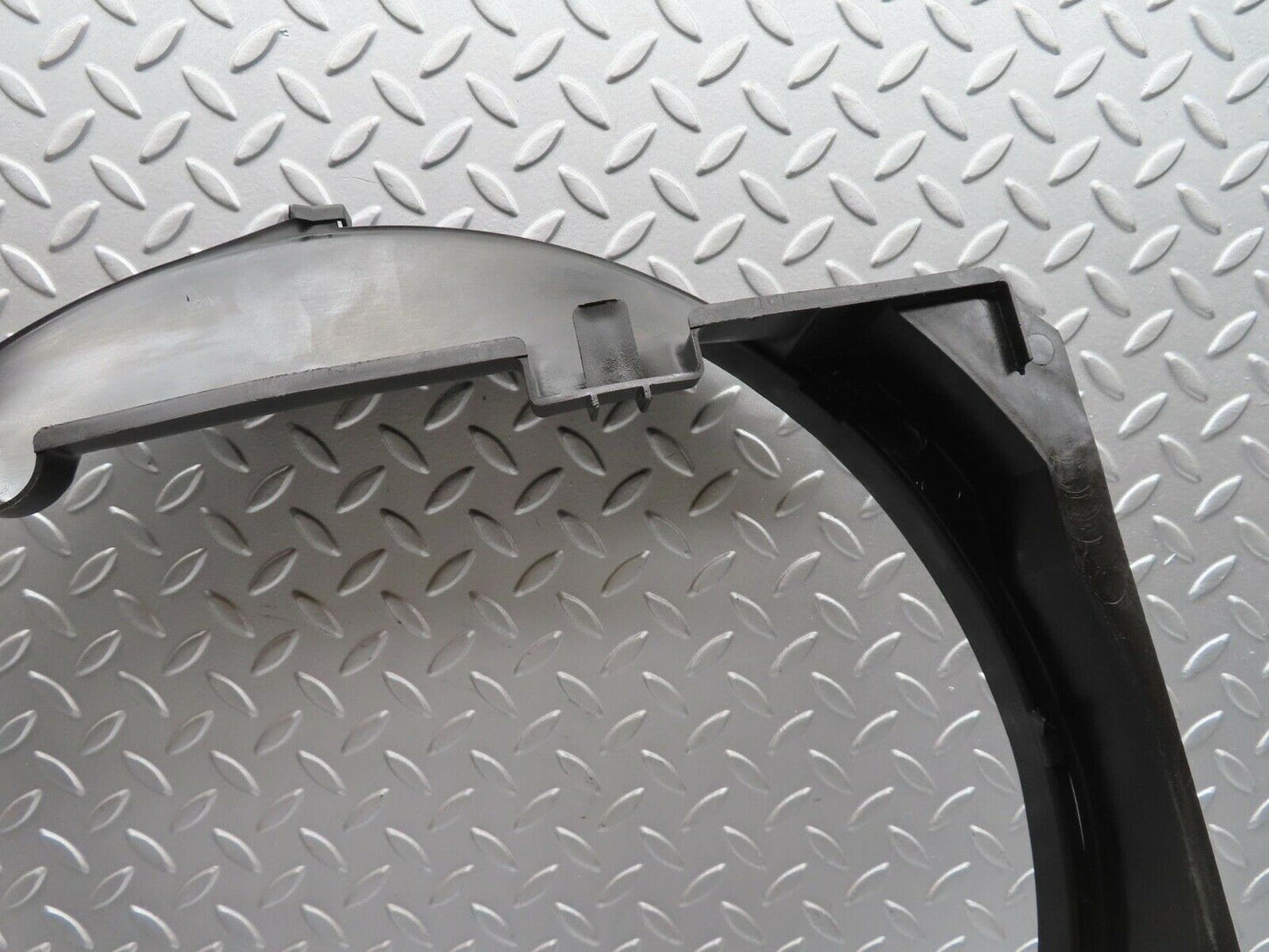 12037 Mercedes-Benz R129 300SL Coupe Radiator Fan Shroud 1295050055