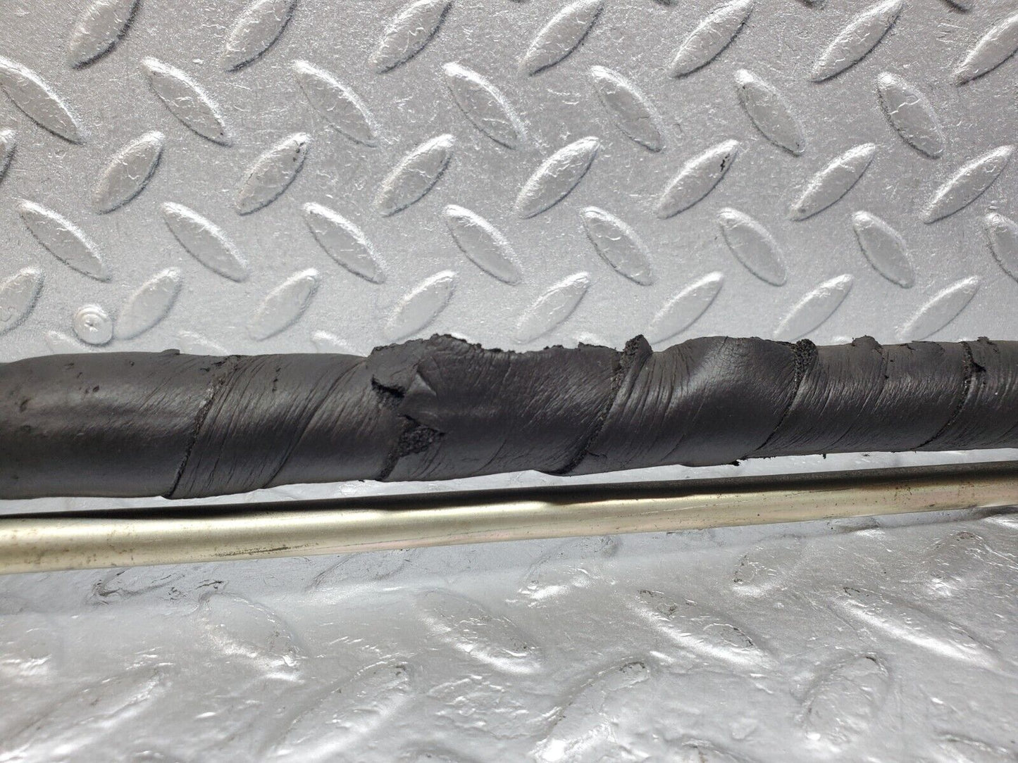 45972 Mercedes-Benz W126 420SE Air Condition Hose Pipe 1268301415 1268301515 1269970581