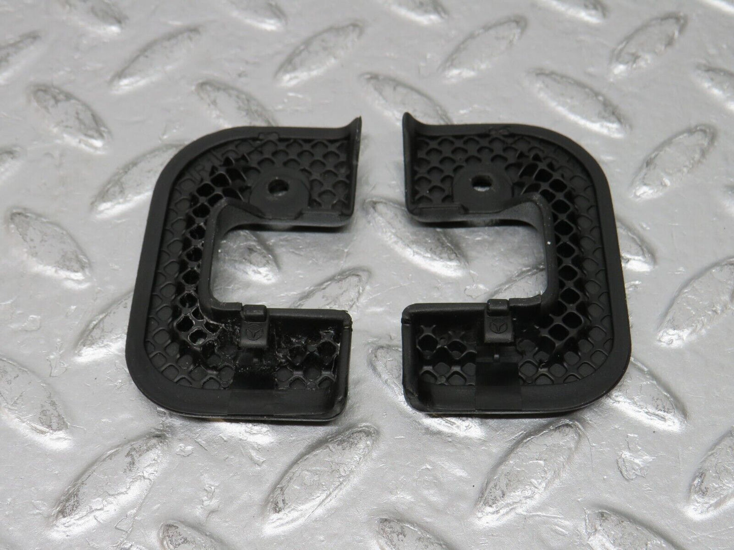 37748 Mercedes-Benz A124 320E Cabriolet Interior Door Latch Trim Pair