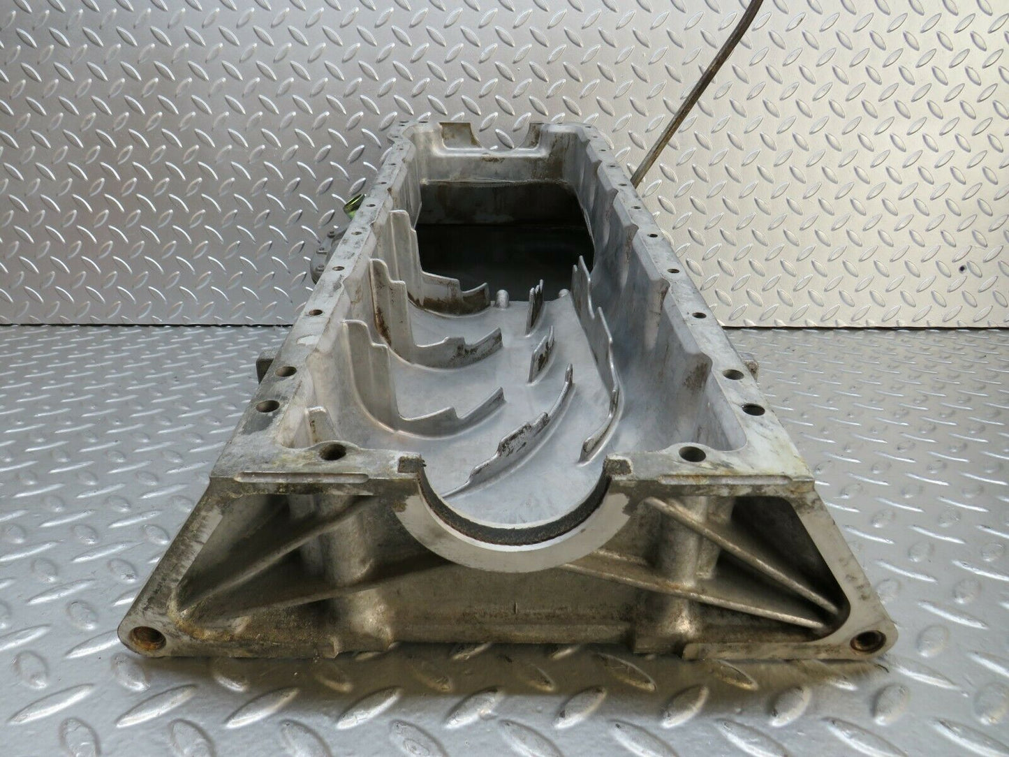23679 Mercedes-Benz W114 280E Oil Pan Oil Sump 1100140202