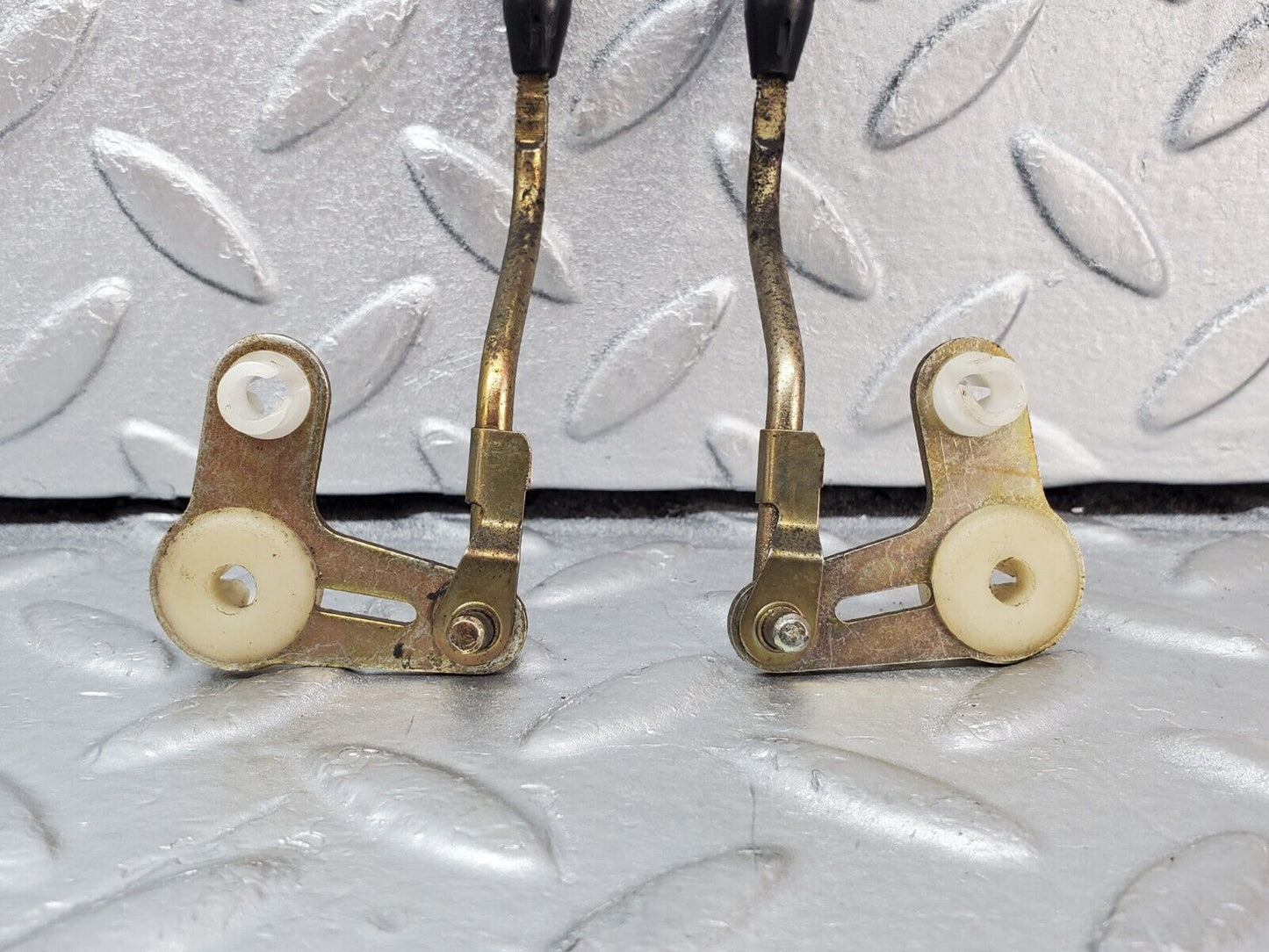 44437 Mercedes-Benz W123 280E Rear Door Lock Knob Pair