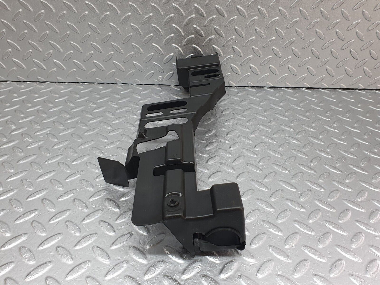 41737 Mercedes-Benz W202 C200 Car Jack Holder Cover 2028990414