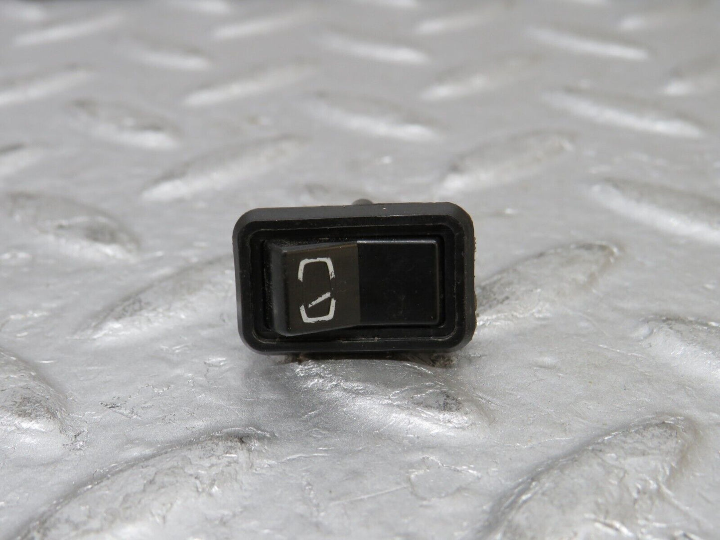 30062 Porsche 924 Rear Windscreen Washer Switch 477955701