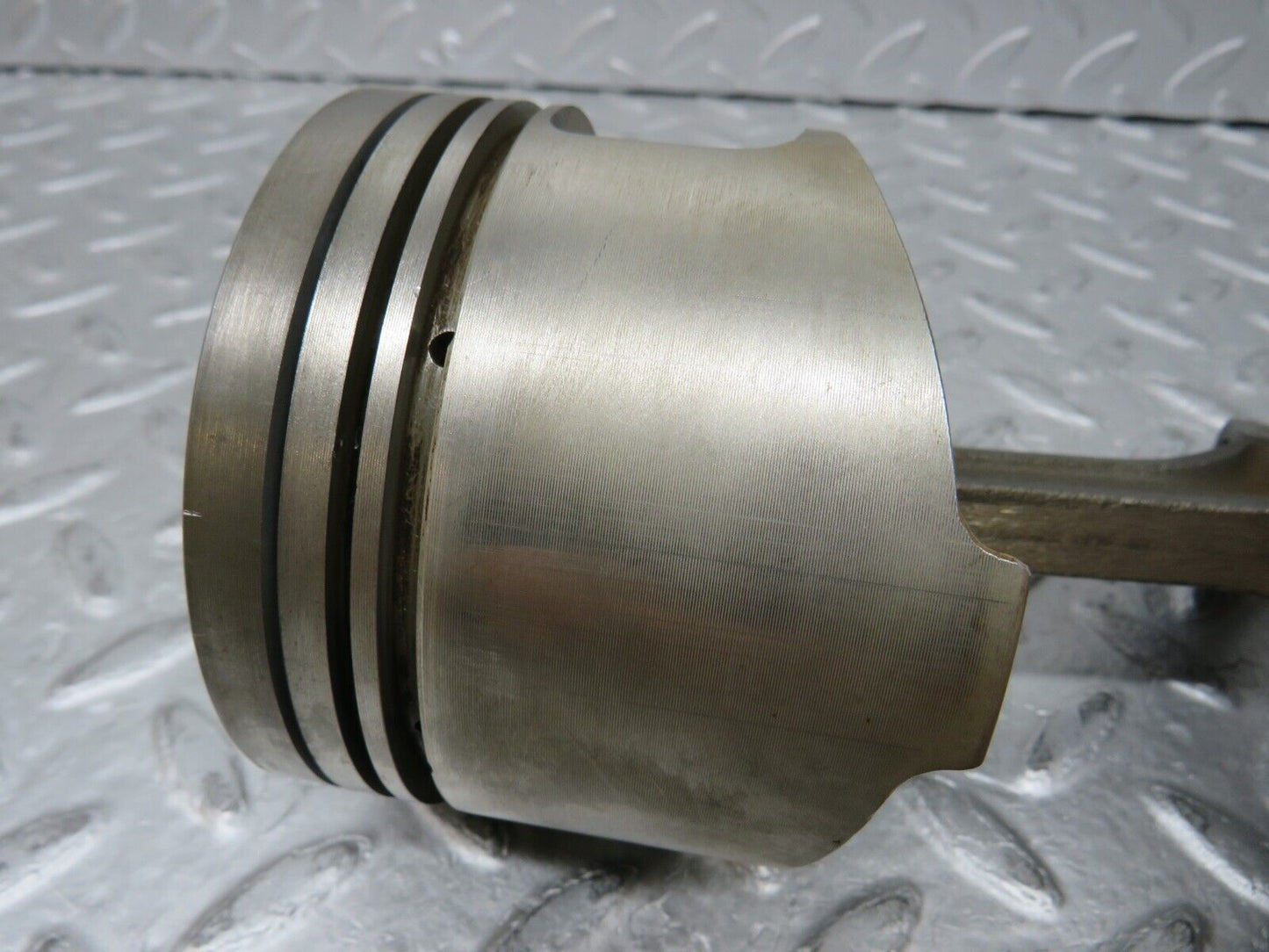 37126 Mercedes-Benz C126 420SEC Coupe Piston With Connecting Rod 92.00 mm