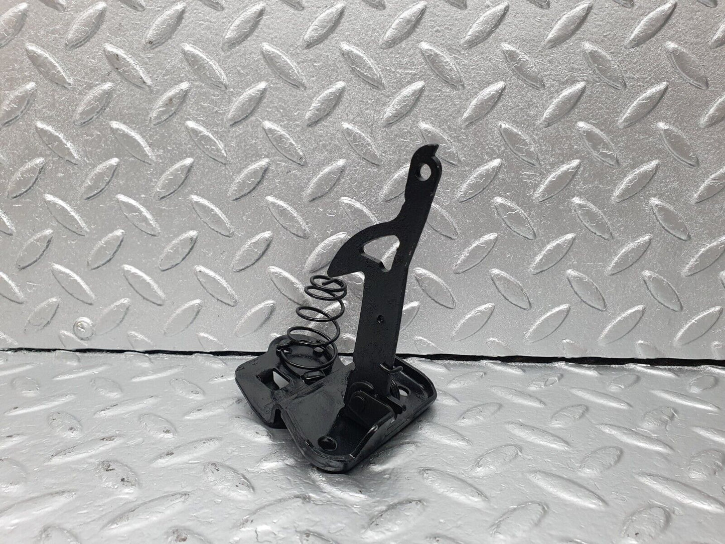 42301 Mercedes-Benz R129 320SL Coupe Bonnet Release Latch 1298800064