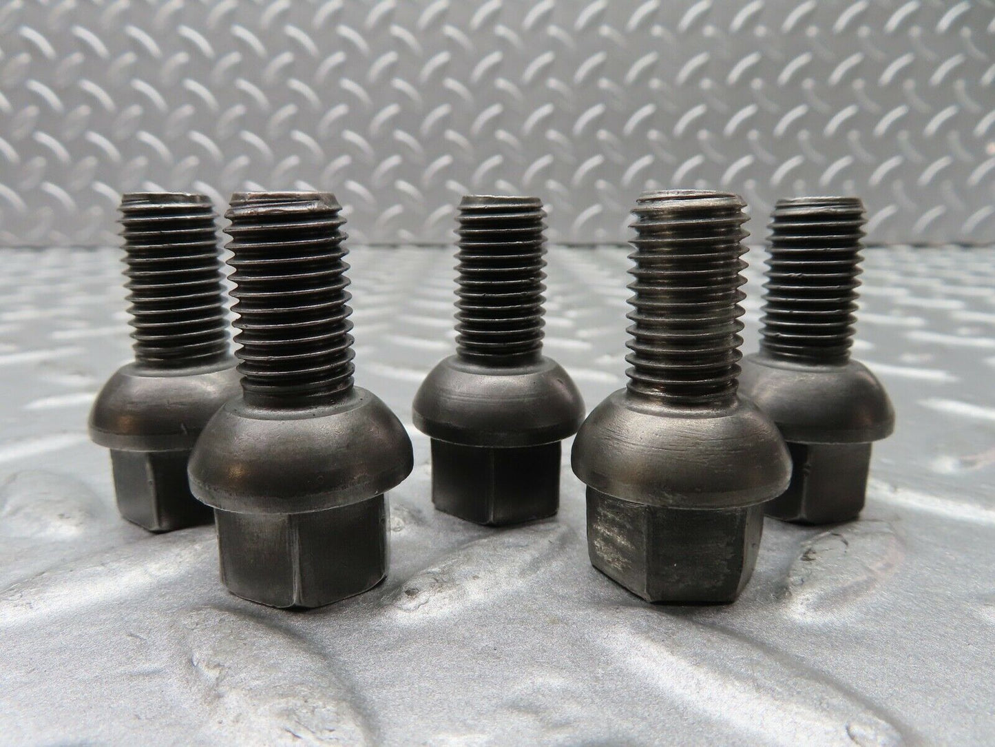 20533 Mercedes-Benz 5x Alloy Wheel Lug Bolt M12x1.5