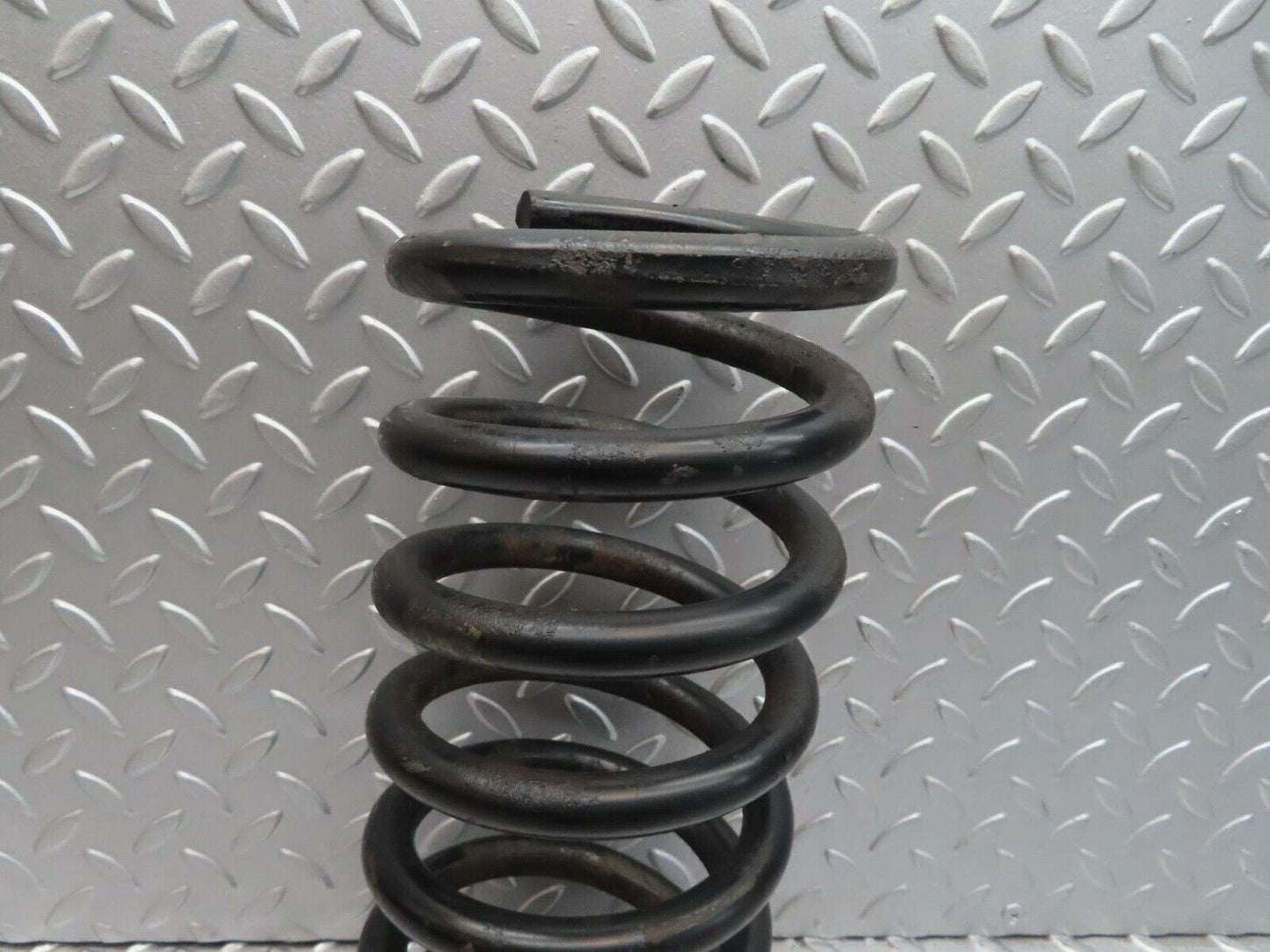 12402 Mercedes-Benz W108 280SE 3.5 Rear Coil Spring