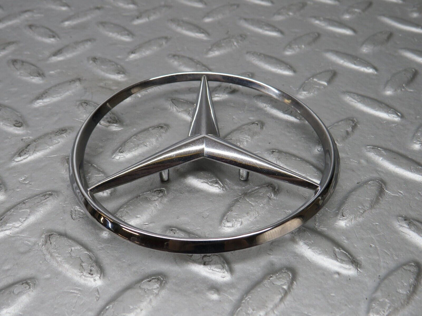 36699 Mercedes-Benz W201 190E 2.0L Chrome Rear Emblem 2017580058