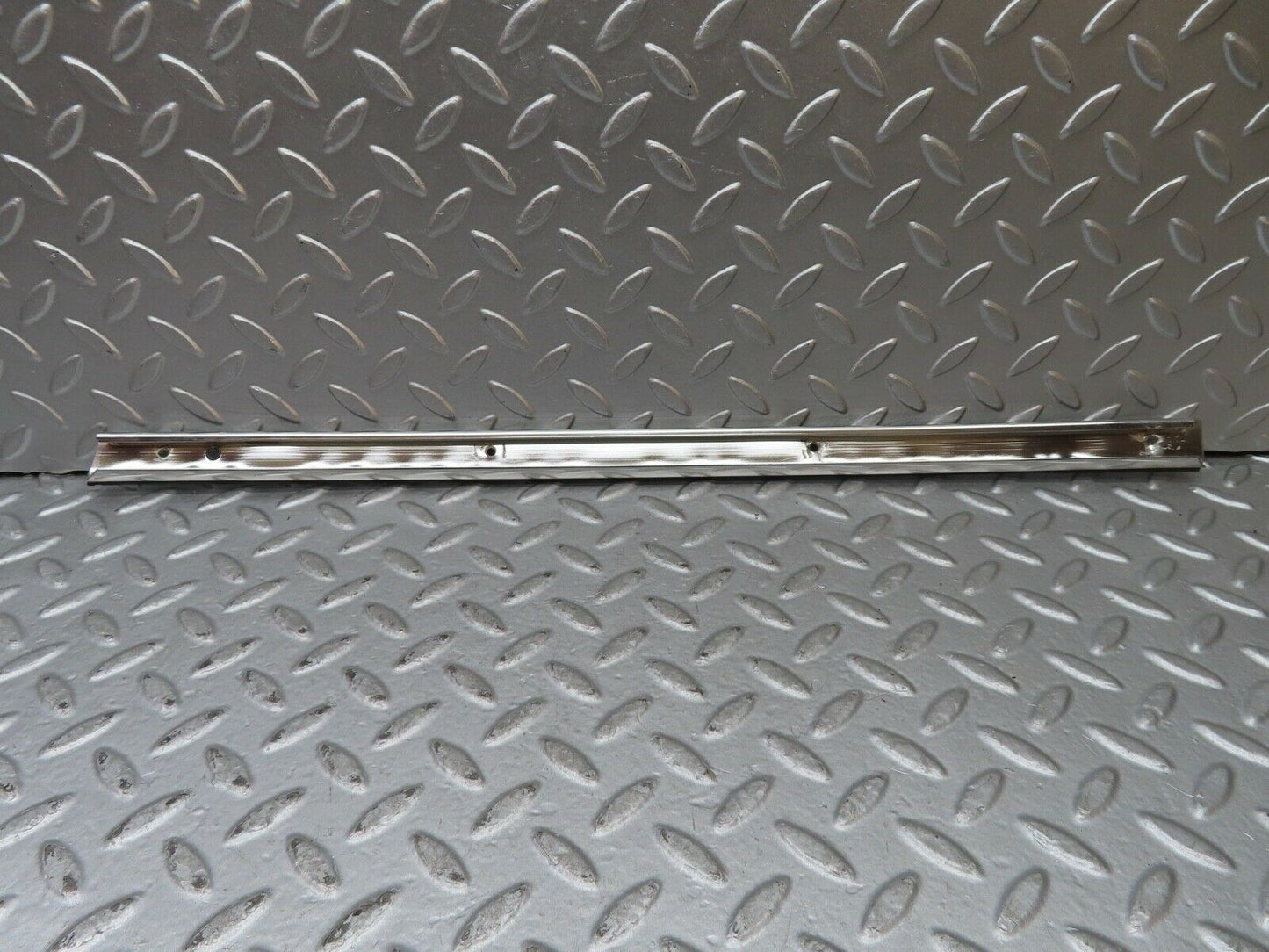20571 Mercedes-Benz R107 450SL Roof Chrome Trim Left Side