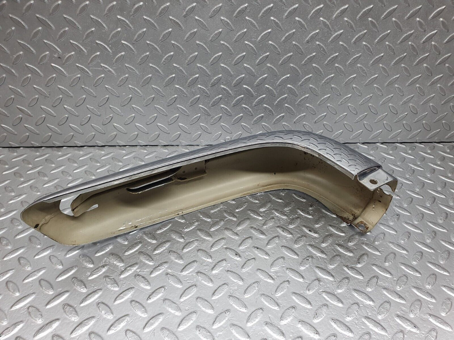 44196 Mercedes-Benz C123 230CE Coupe Rear Right Bumper Corner 1238800471