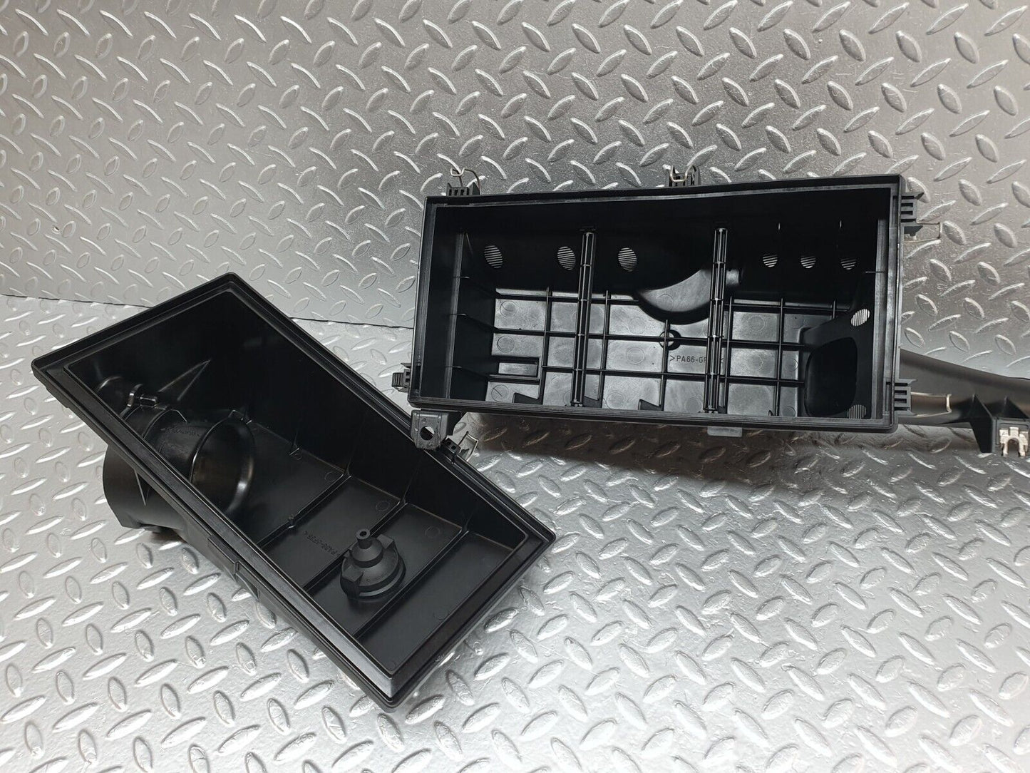 42191 Mercedes-Benz R129 320SL Coupe Air Filter Box Housing 1040940104 1040901101